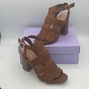 NIB Madden Girl Reine Block Heel Strappy Sandals with Woven Detail in Cognac
